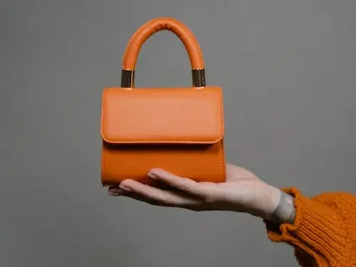 The Everyday Mini Sling
